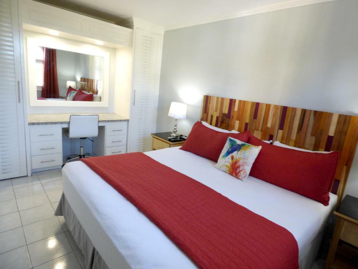 Beach One Bedroom Suite A17 Ocho Rios Exterior photo